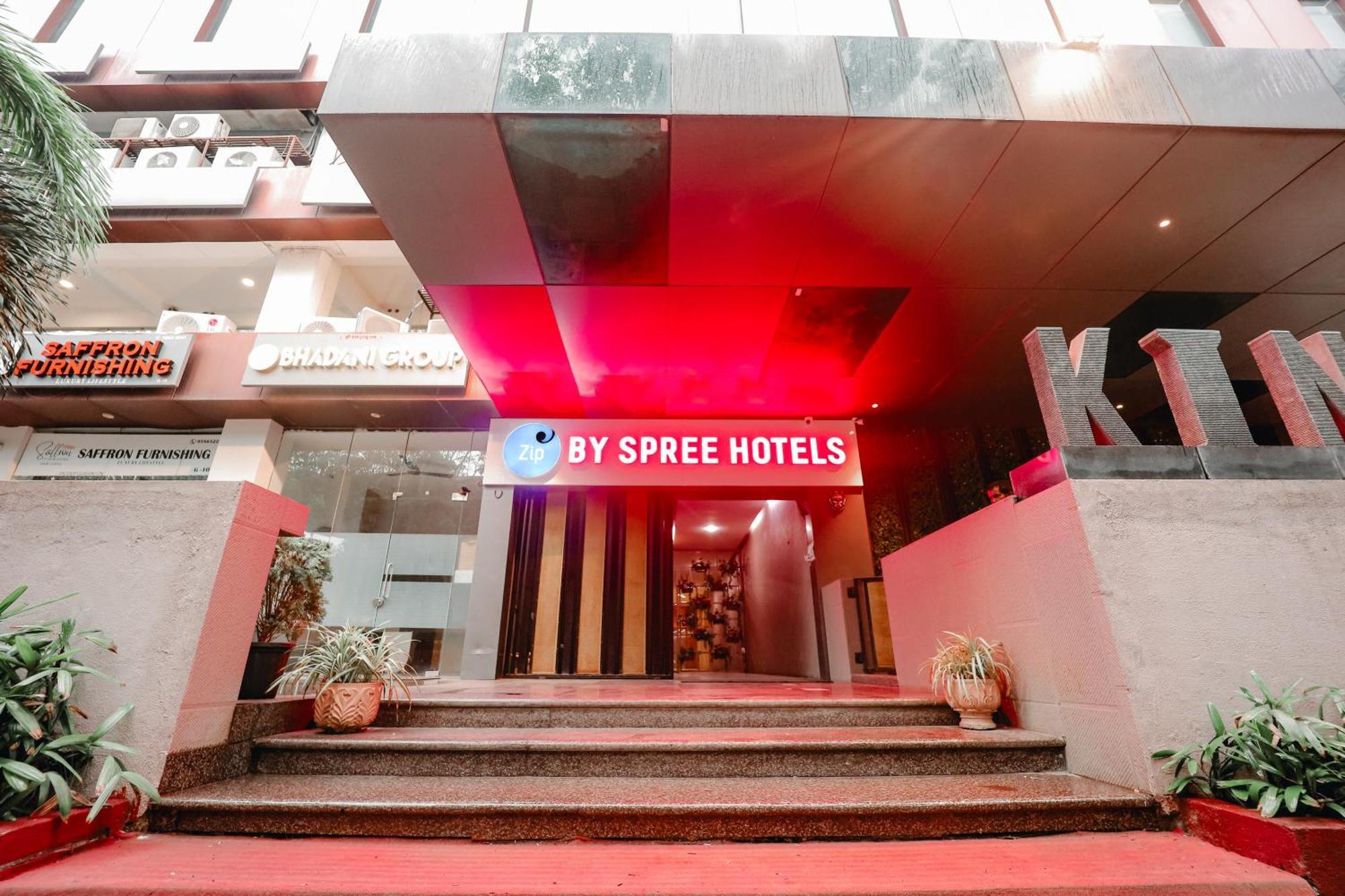 Zip By Spree Hotels Surat Exterior photo