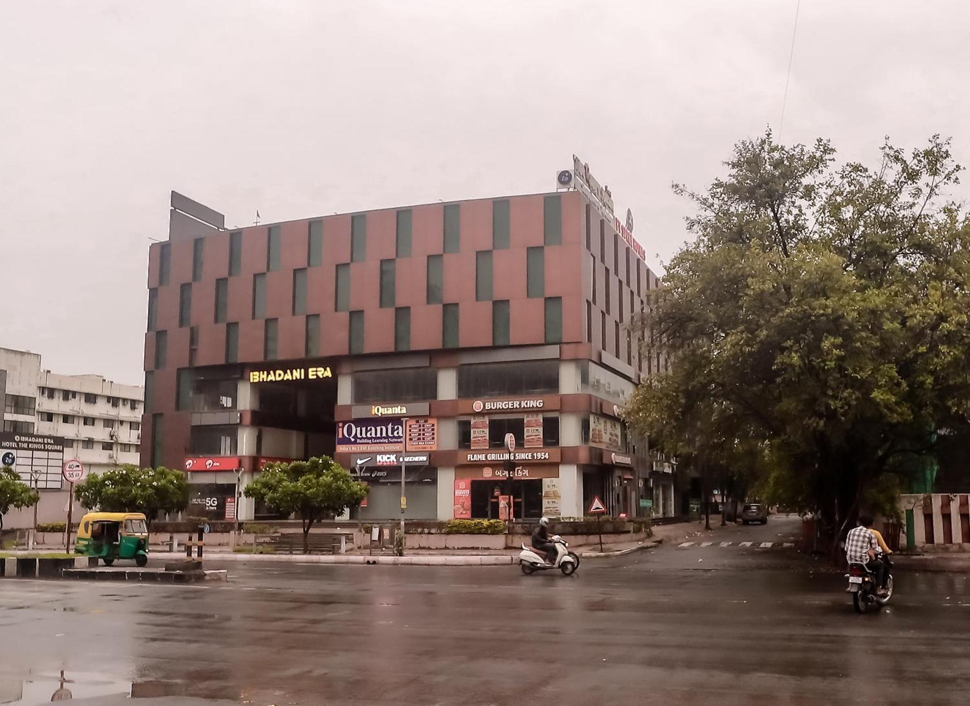 Zip By Spree Hotels Surat Exterior photo